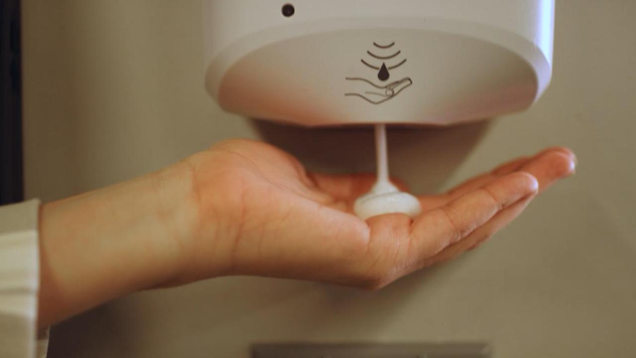 Holiday Inn Mumbai International Airport By Ihg Екстер'єр фото Soap dispenser