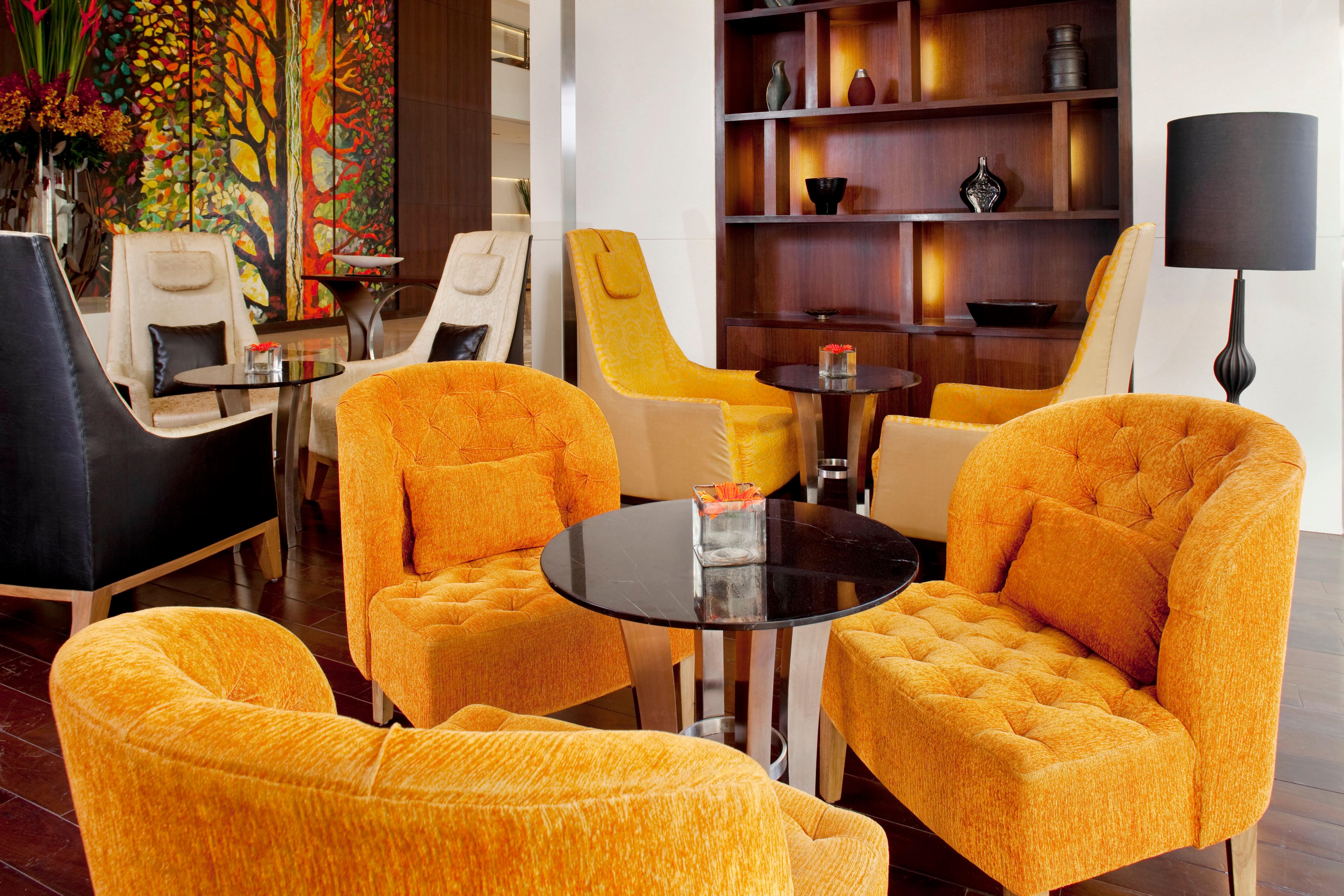 Holiday Inn Mumbai International Airport By Ihg Екстер'єр фото The lounge at the airport