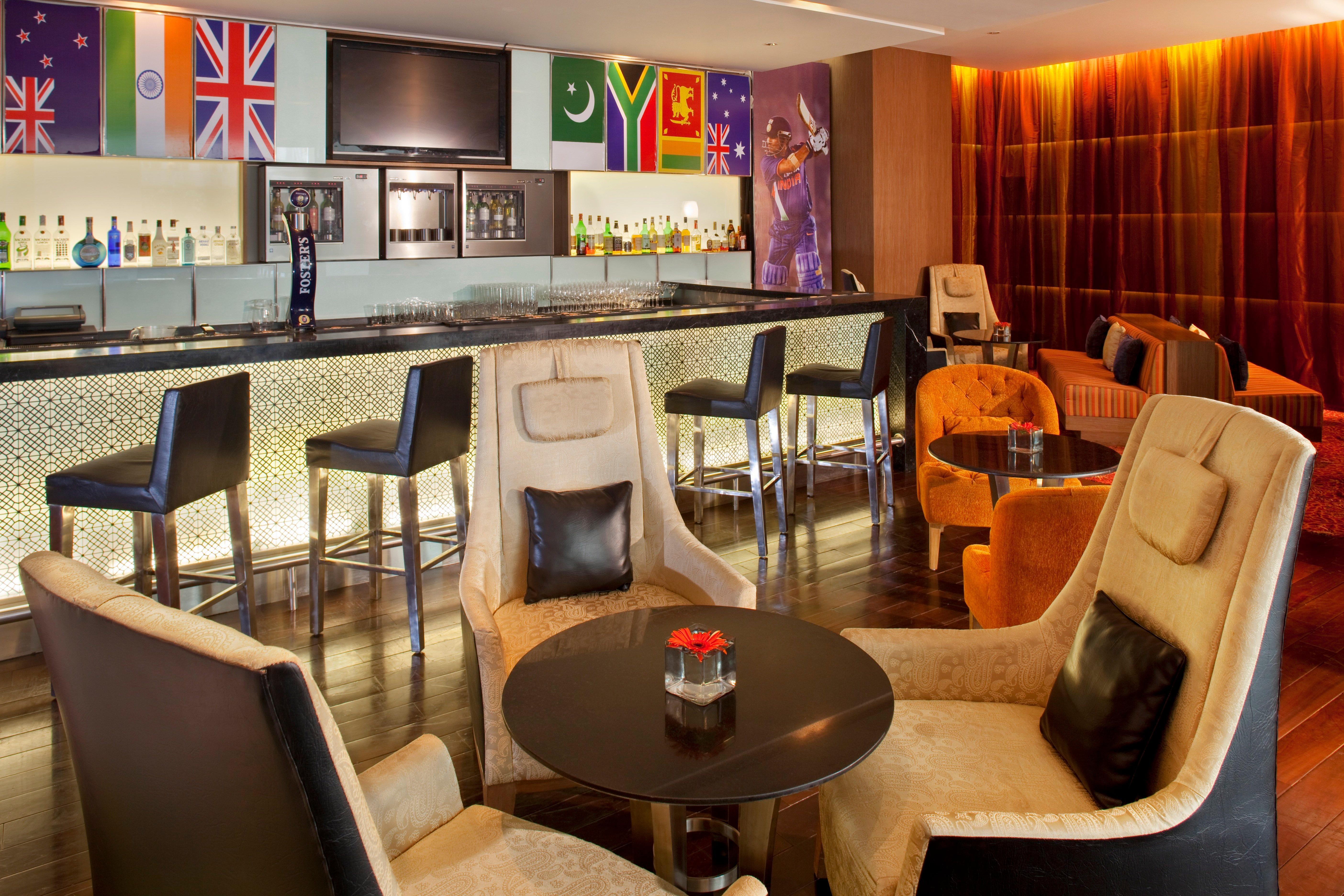 Holiday Inn Mumbai International Airport By Ihg Екстер'єр фото The bar at the lounge