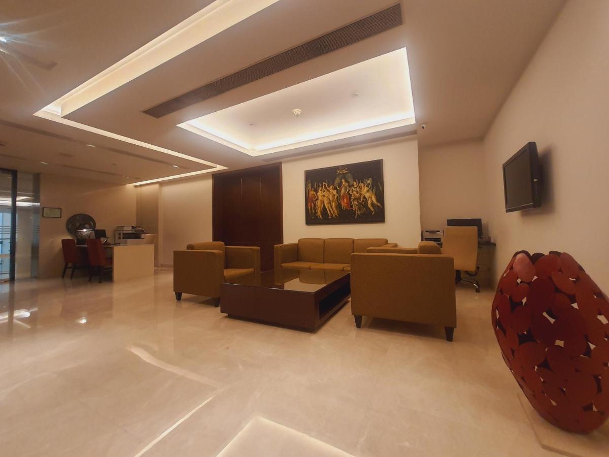 Holiday Inn Mumbai International Airport By Ihg Екстер'єр фото The lobby of the hotel