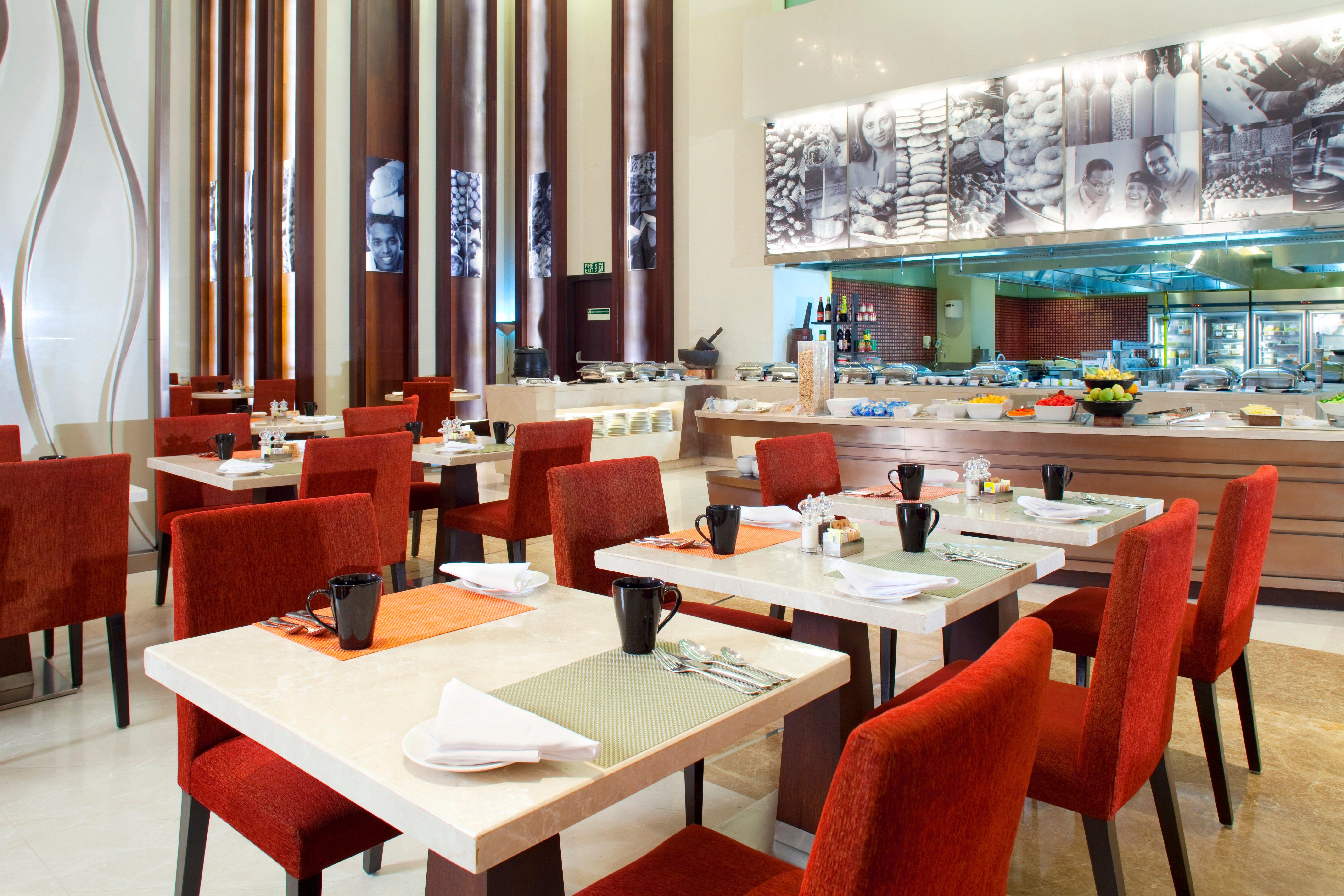 Holiday Inn Mumbai International Airport By Ihg Екстер'єр фото The restaurant