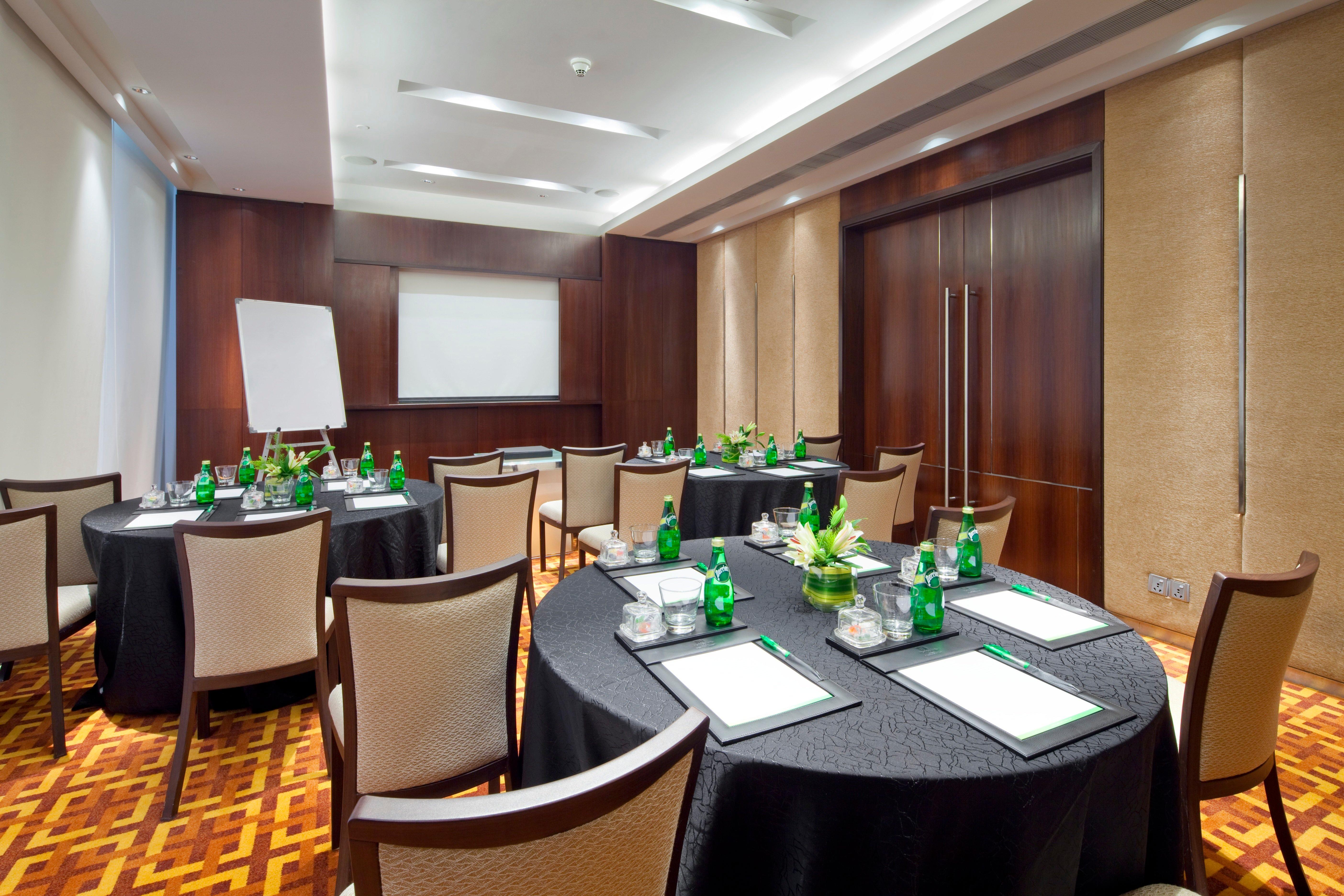 Holiday Inn Mumbai International Airport By Ihg Екстер'єр фото Meeting room